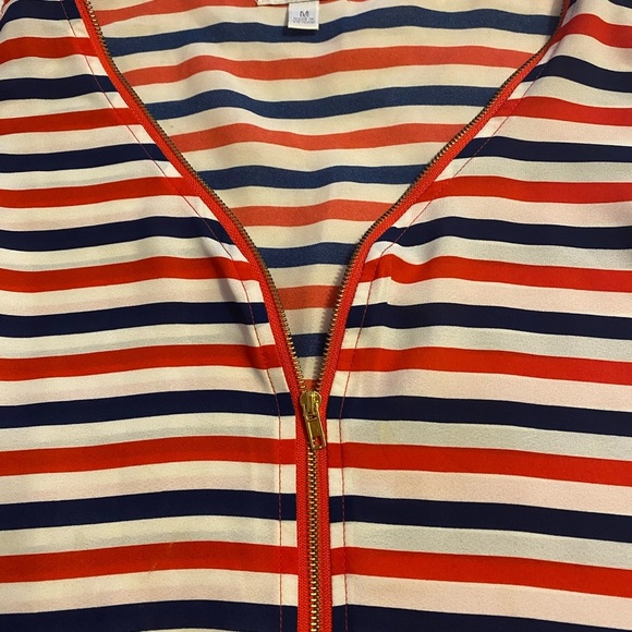 CHARMING CHARLIE front zipper top/size M - Picture 2 of 3